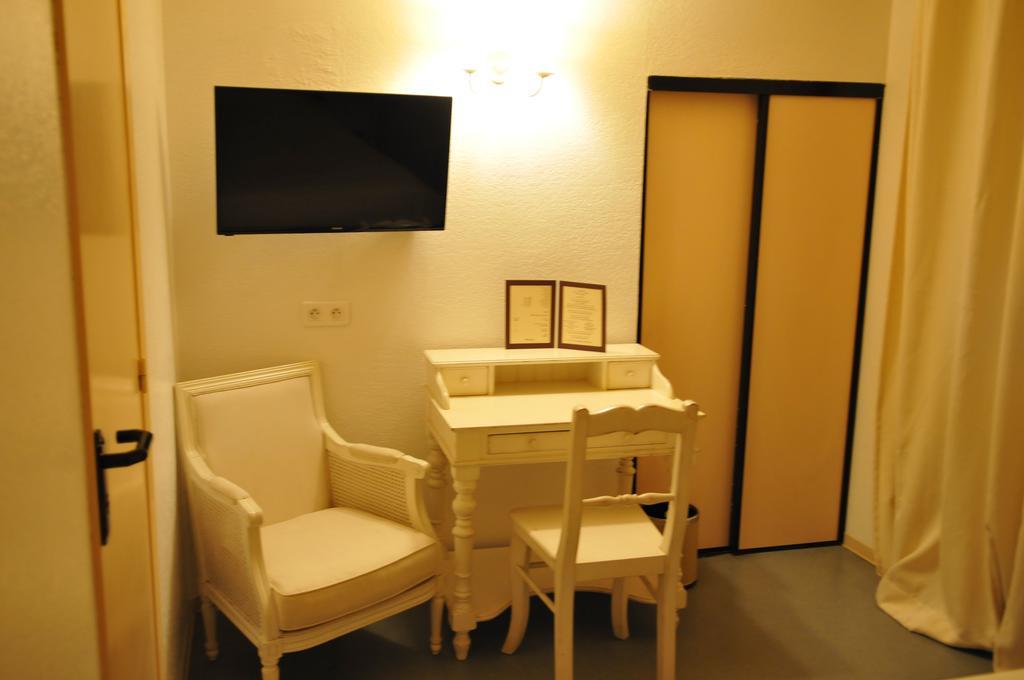 Franceschini 2* Ghisonaccia